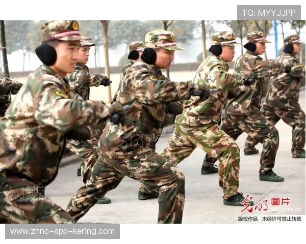 冬季两项队加强耐力与射击融合训练，冬季两项射击场一般设在赛程中段