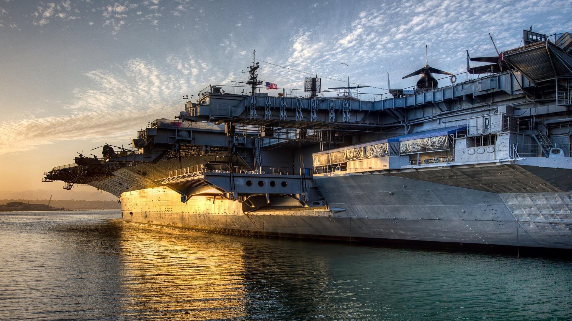 “高新体育中心羽毛球赛:全程高能,决战之刻燃爆全场”