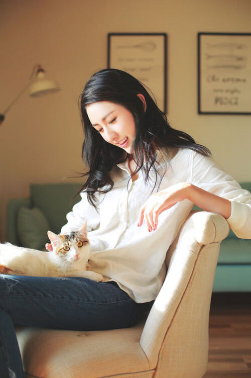 开云体育app下载-新锐球员连续高效得分被誉为球队未来战术核心潜力之星，新锐球员什么意思