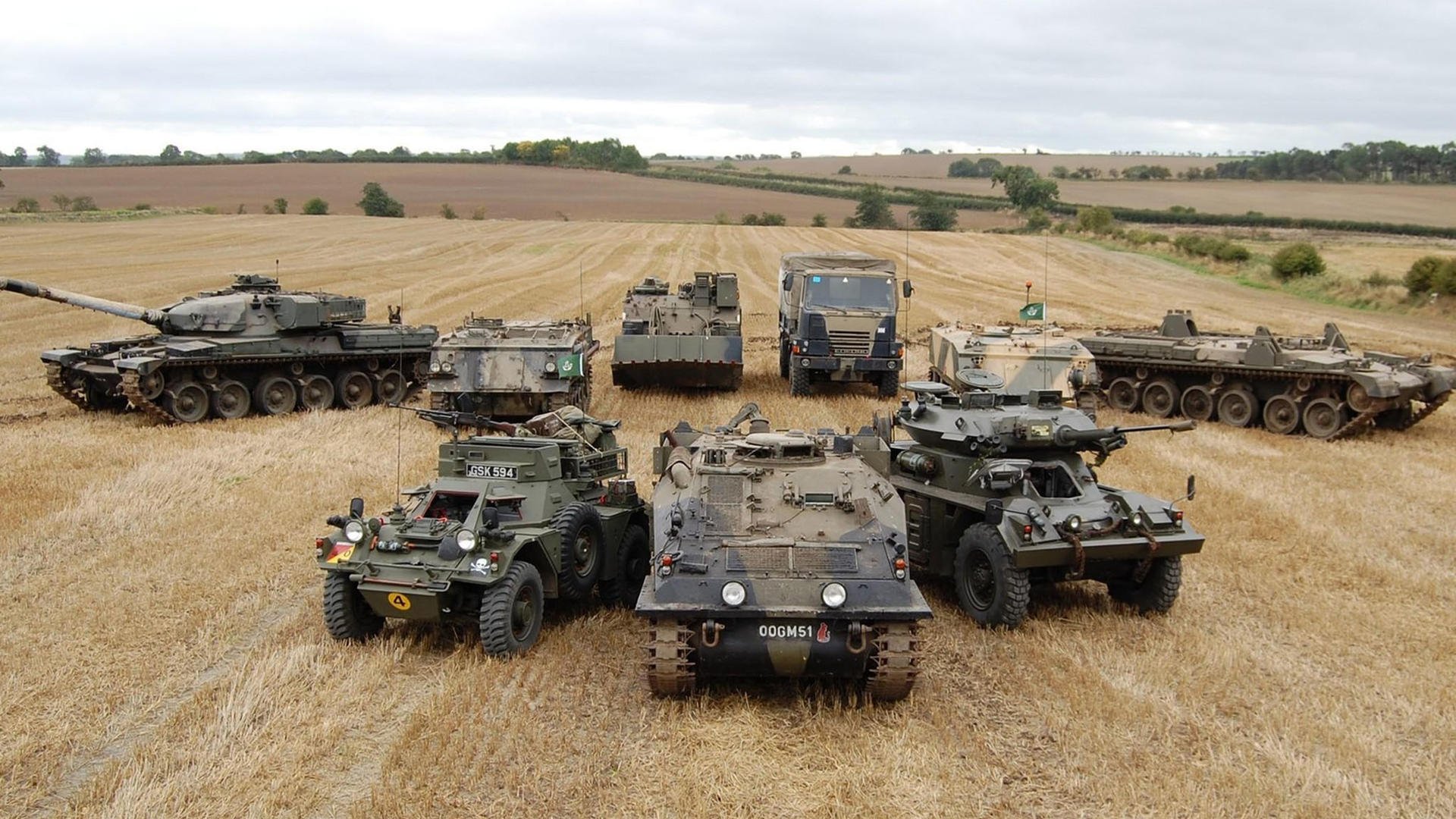 梅西助攻帽子戏法技惊四座，梅西首个帽子戏法的比赛视频