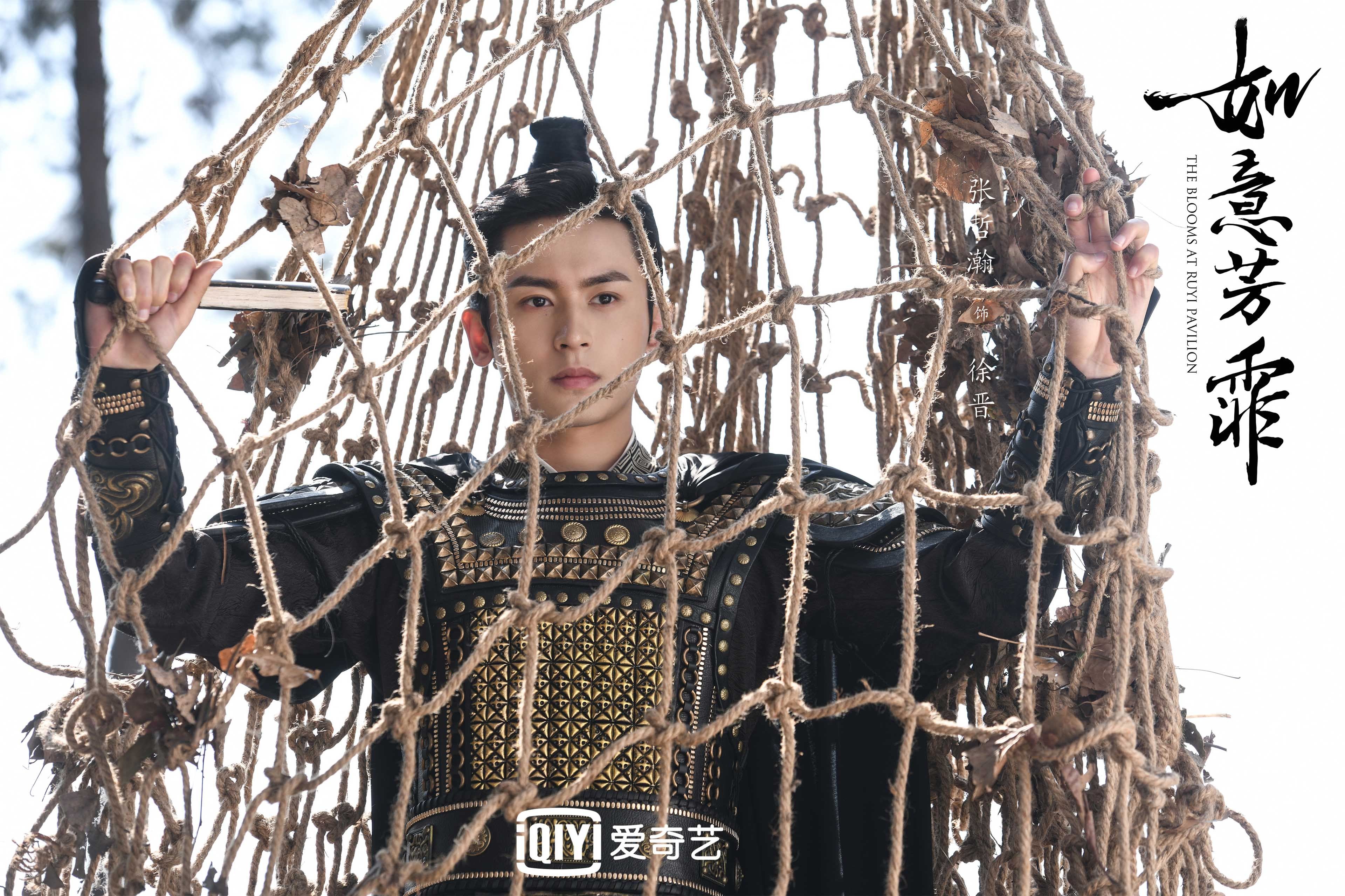 自由泳短距离韩国选手冲入前列，自由泳韩国教学视频