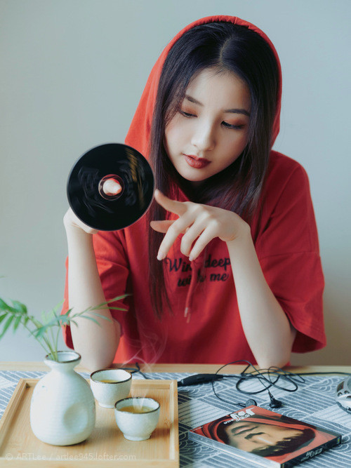 霍勒迪坦言防守端投入是胜利保障,霍勒迪主防库里